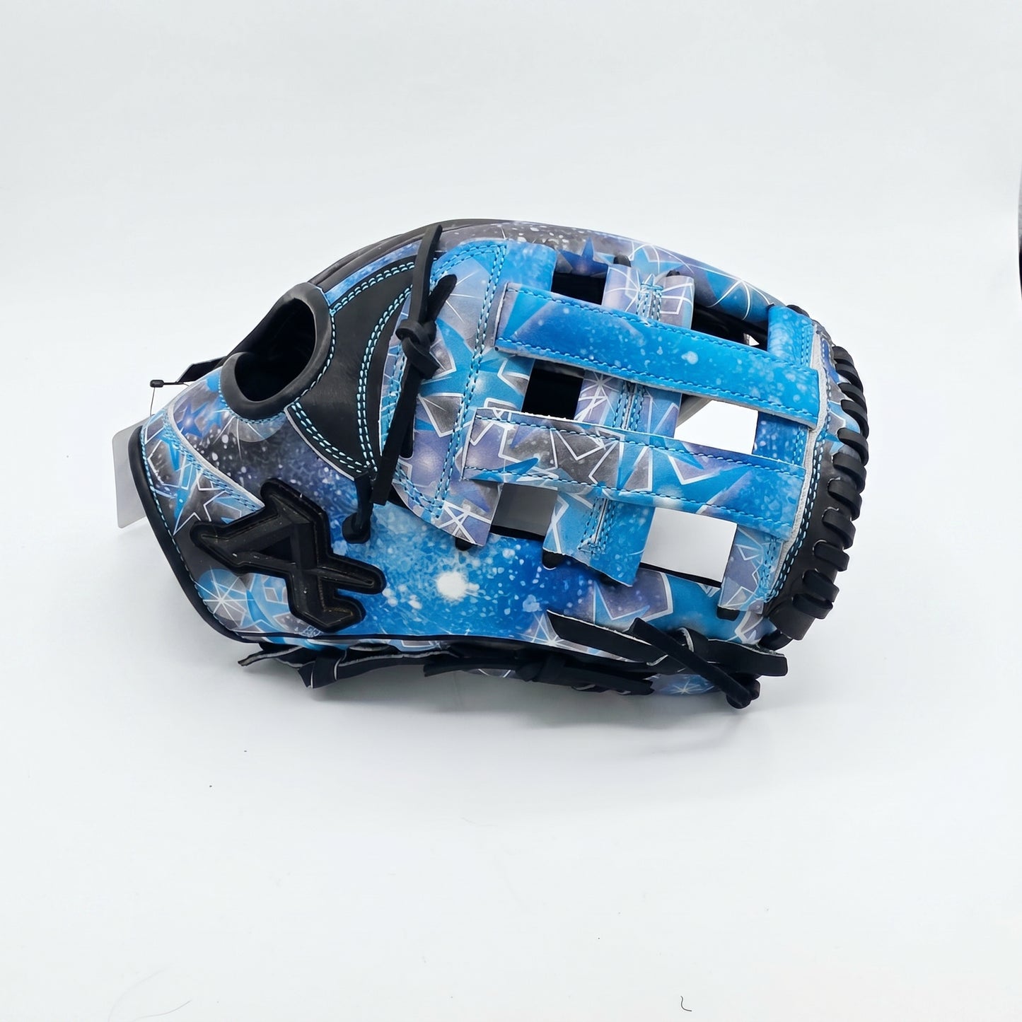 Atoms Limited Edition Infielders Glove