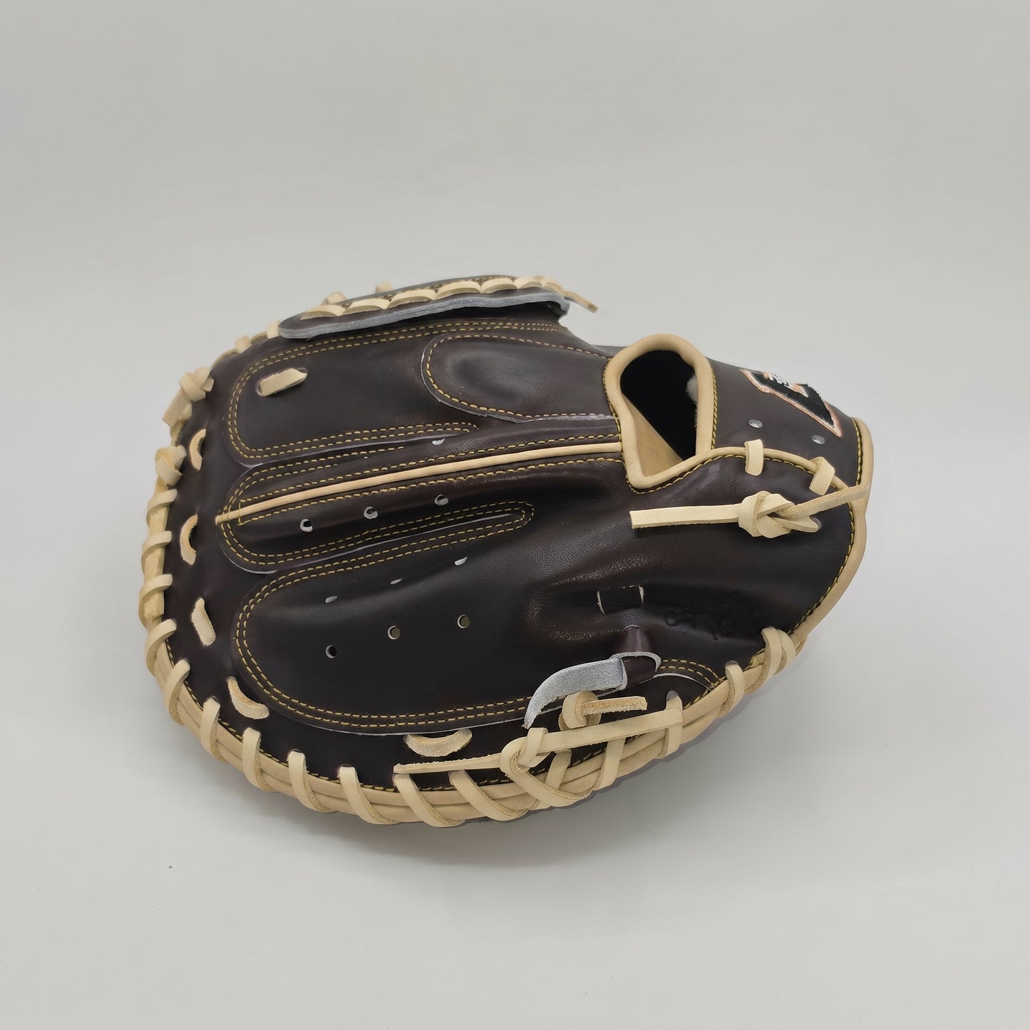 Leggera Custom Catchers Mitt