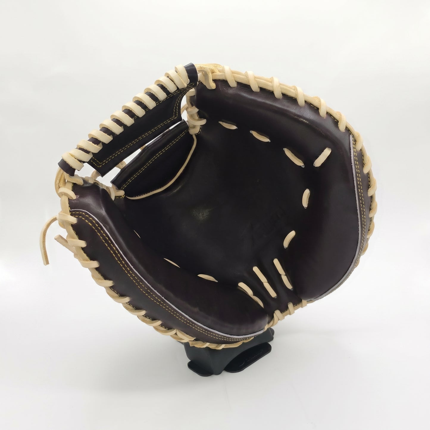 Leggera Custom Catchers Mitt